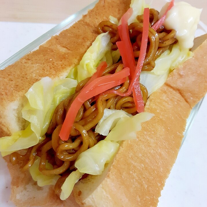 子供が喜ぶ(^^)キャベツたっぷり焼きそばパン♪